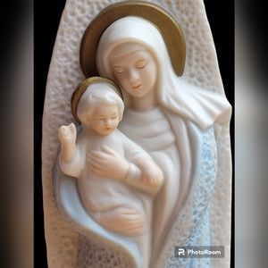 VNTG BLESSED MARY MADONNA & CHILD BABY JESUS PORCELAIN BISQUE FIGURINE RELIGIOUS